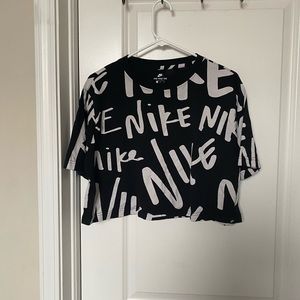 nike crop top